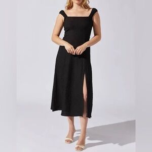 NWT ASTR the Label Crinkle Shoulder Midi Dress Black Women’s M